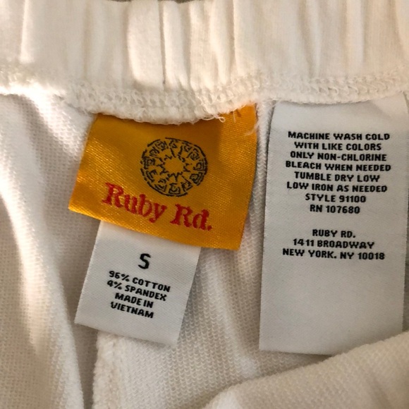 Ruby Rd. White Cotton Blend Slacks - Picture 2 of 2